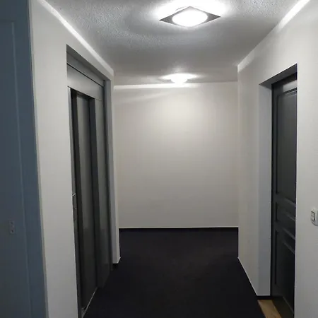 Locations アパート *