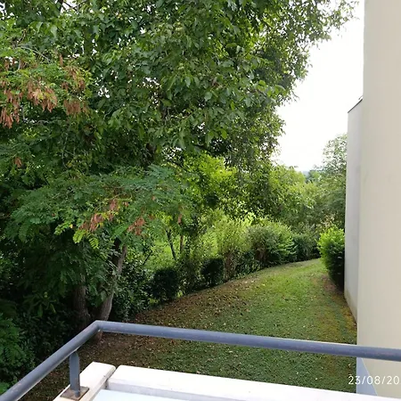 Locations アパート *